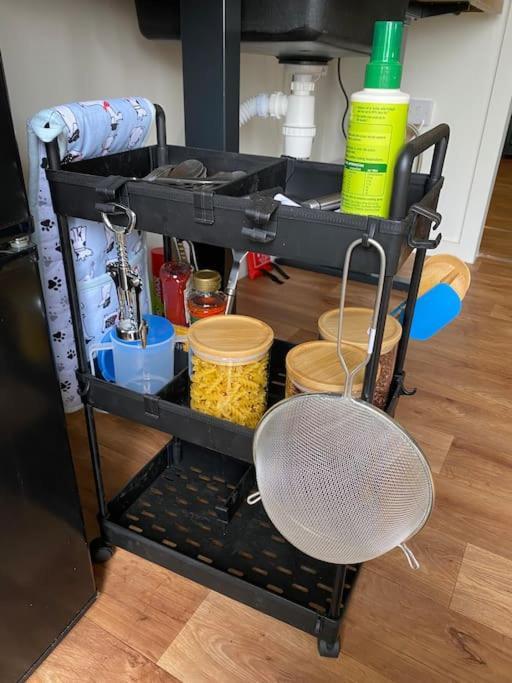 Hafan Y Mynydd - Accessible Double Shepherd Hut Apartment