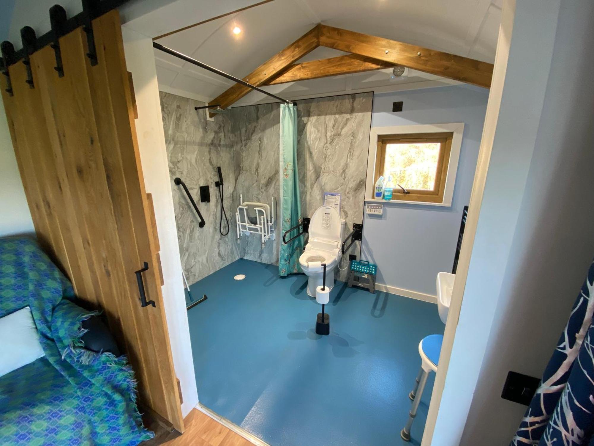Hafan Y Mynydd - Accessible Double Shepherd Hut
